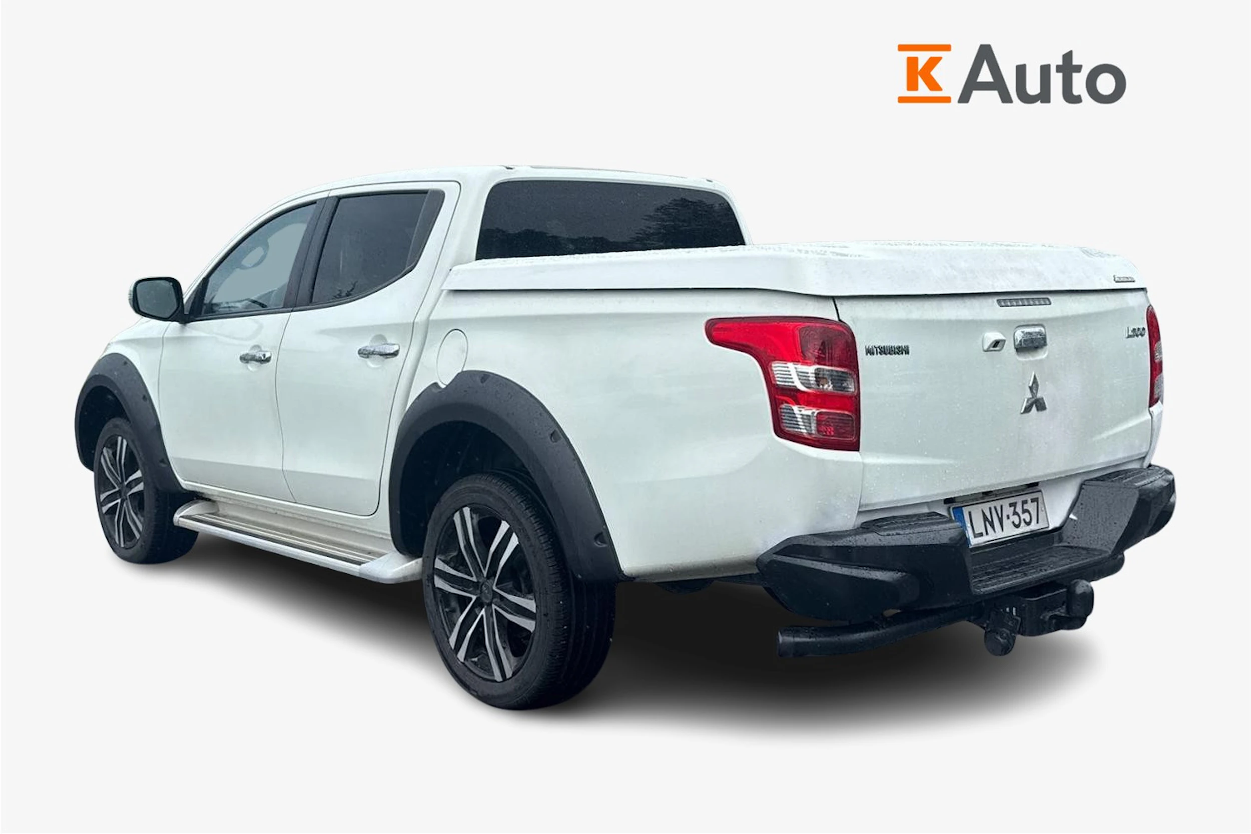 valkoinen Mitsubishi L200 2017 kuva 2.