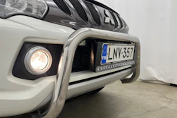 valkoinen Mitsubishi L200 2017 kuva 26.