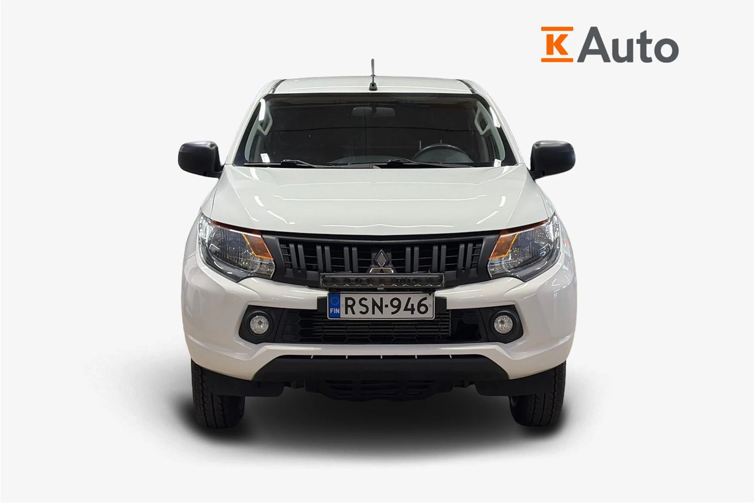 valkoinen Mitsubishi L200 2016 kuva 5.