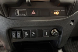 valkoinen Mitsubishi L200 2016 kuva 22.