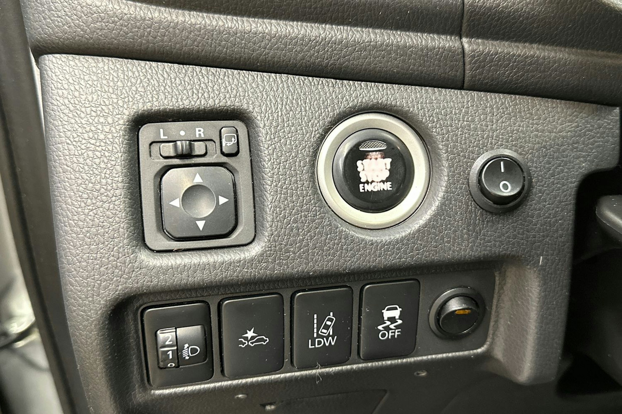 hopea Mitsubishi L200 2019 kuva 15.