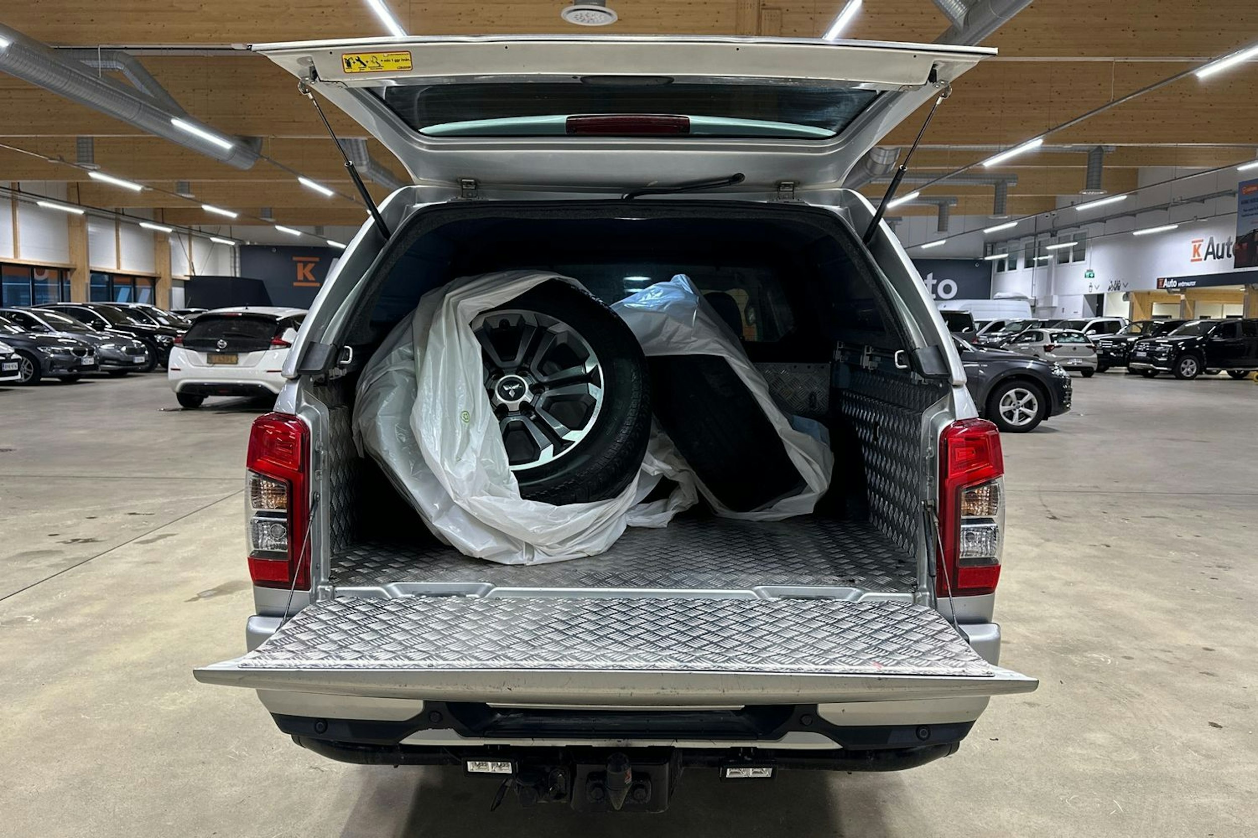 hopea Mitsubishi L200 2019 kuva 26.