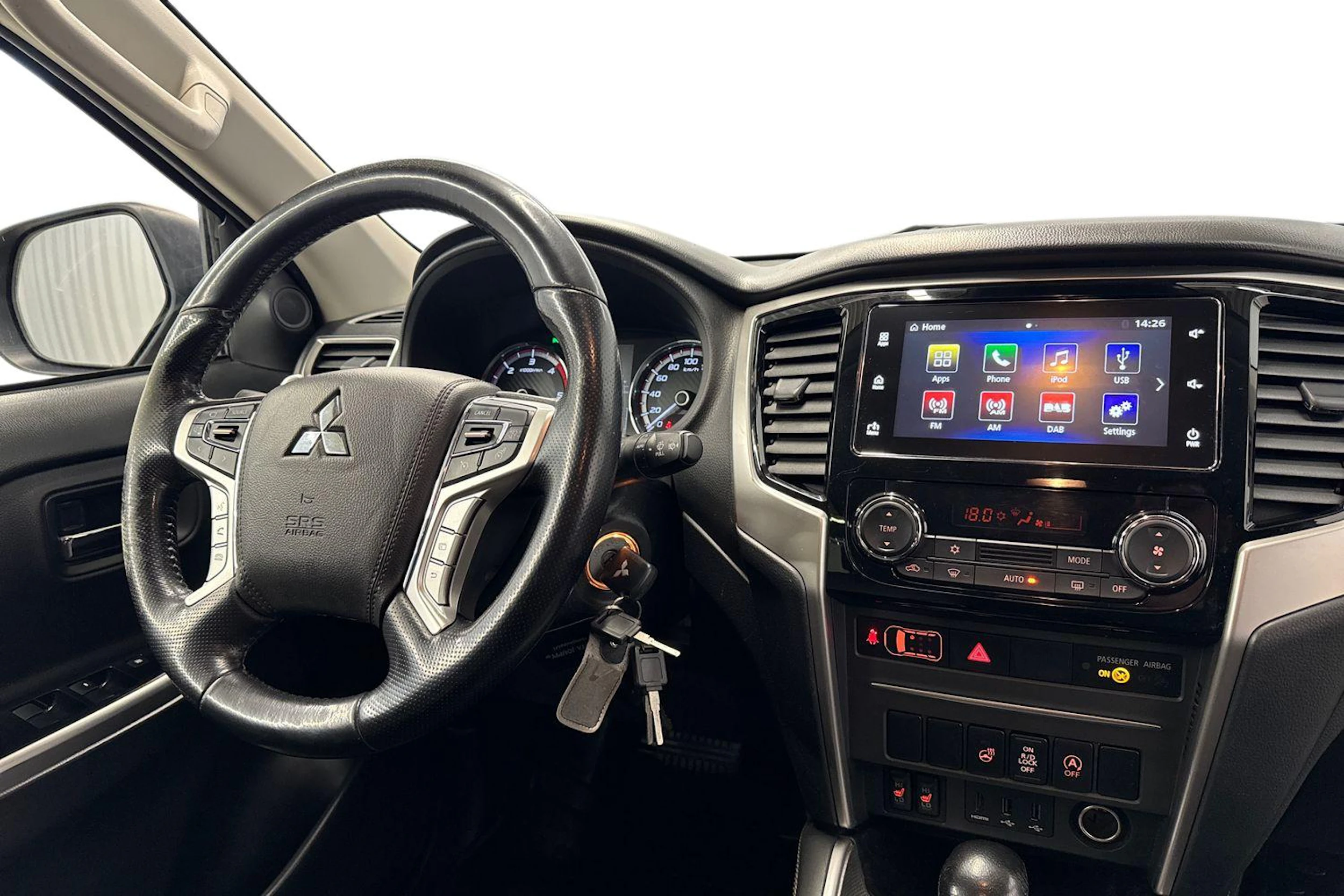 ruskea (beige) Mitsubishi L200 2020 kuva 9.