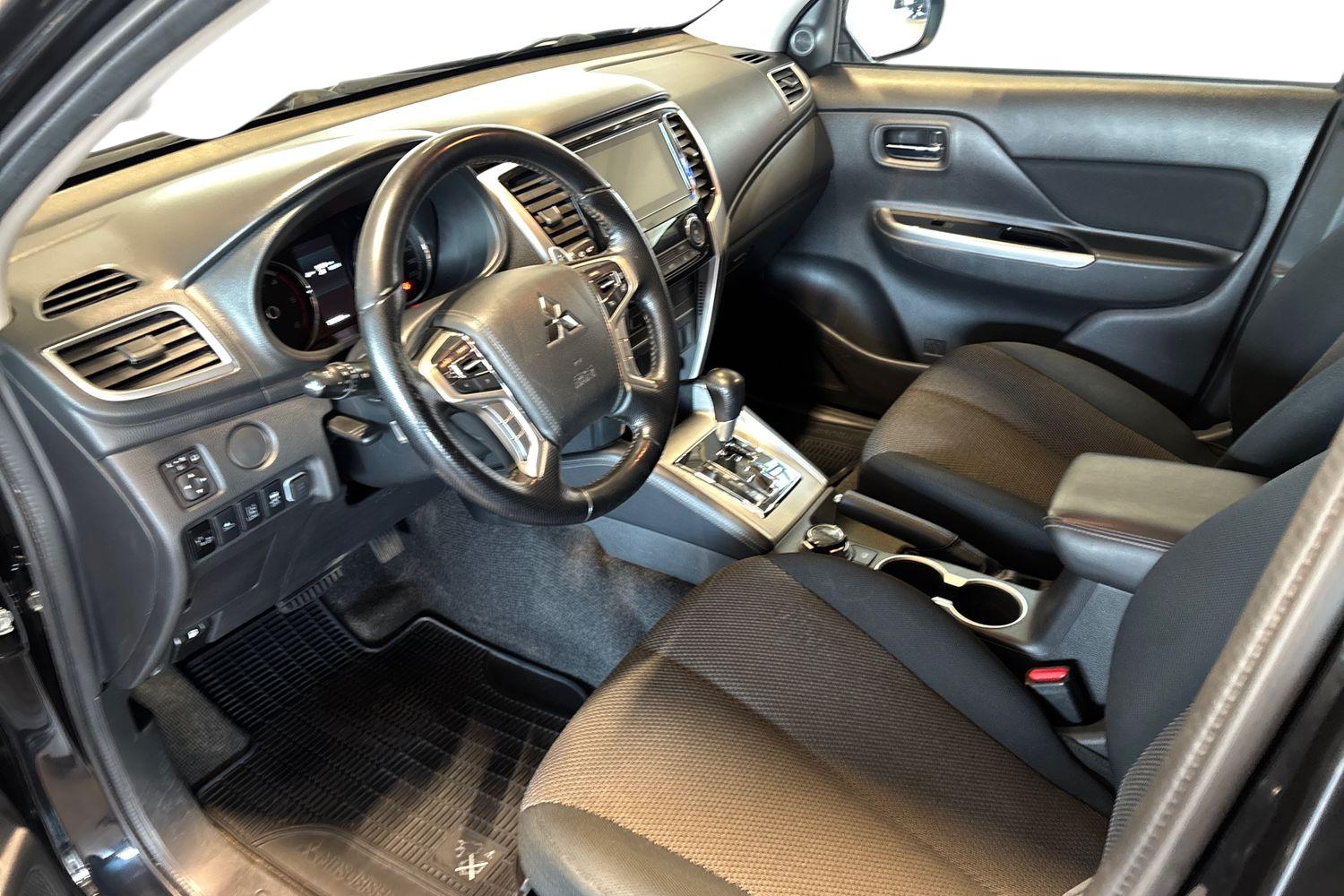 Mitsubishi L200 2020, photo 6/21