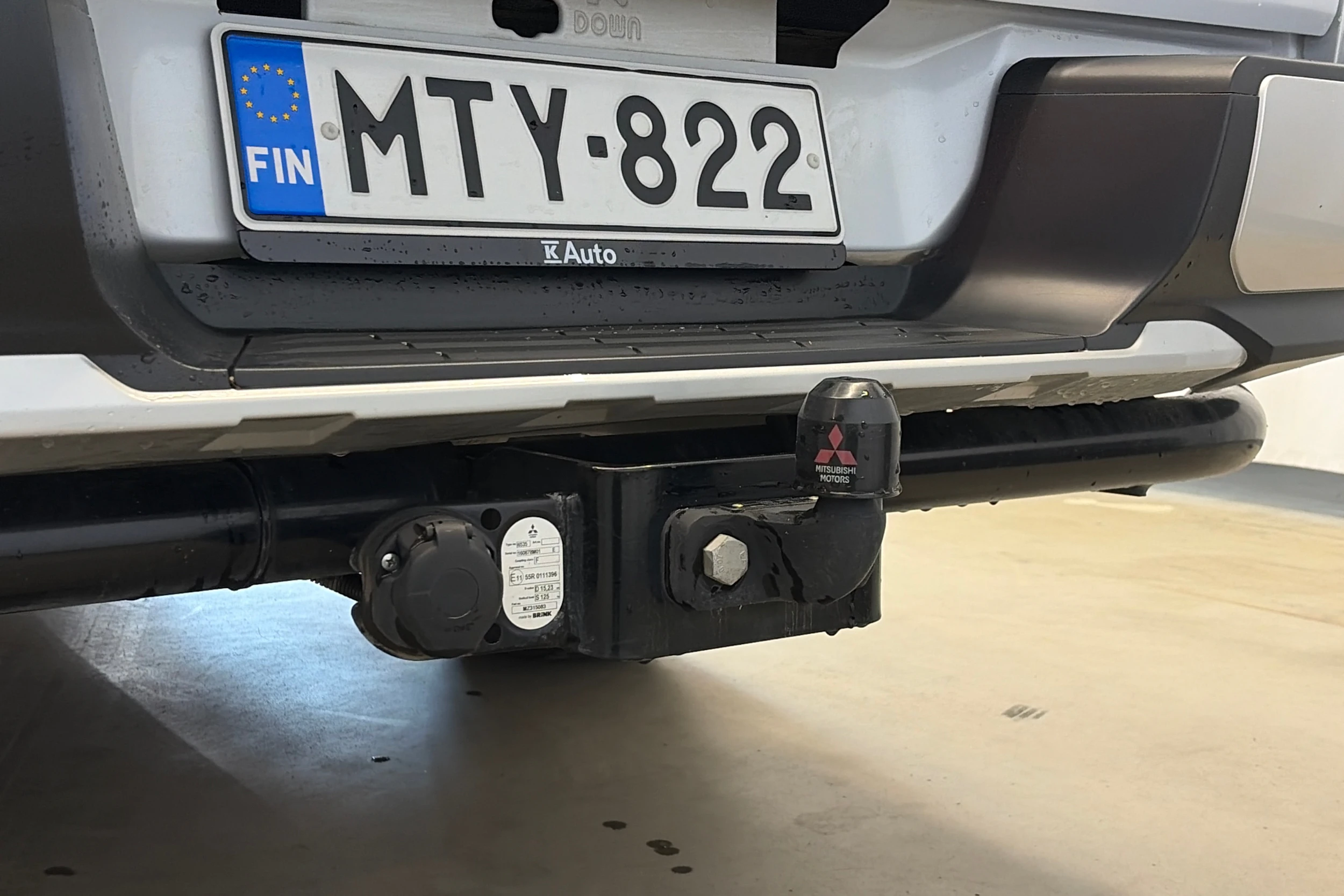 Valkoinen Mitsubishi L200 2021 kuva 10.