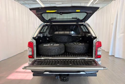 harmaa Mitsubishi L200 2021 kuva 26.