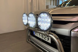 harmaa Mitsubishi L200 2021 kuva 31.