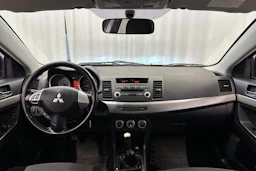punainen Mitsubishi Lancer 2008 kuva 11.