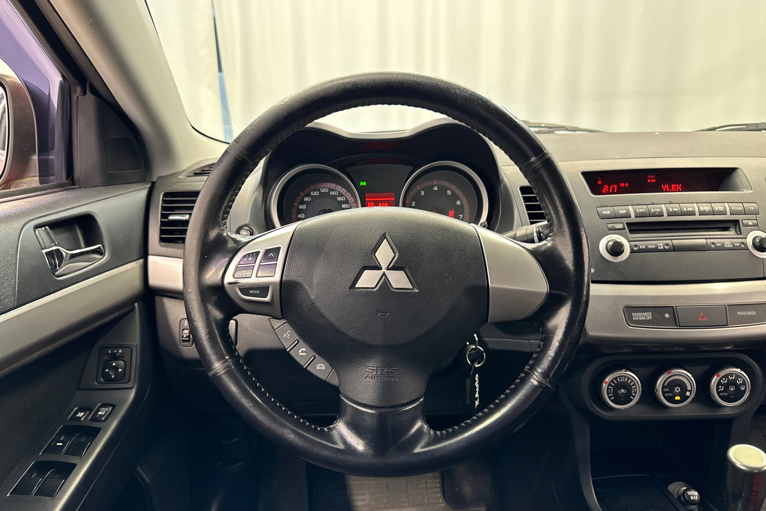 punainen Mitsubishi Lancer 2008 kuva 12.