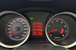 punainen Mitsubishi Lancer 2008 kuva 14.