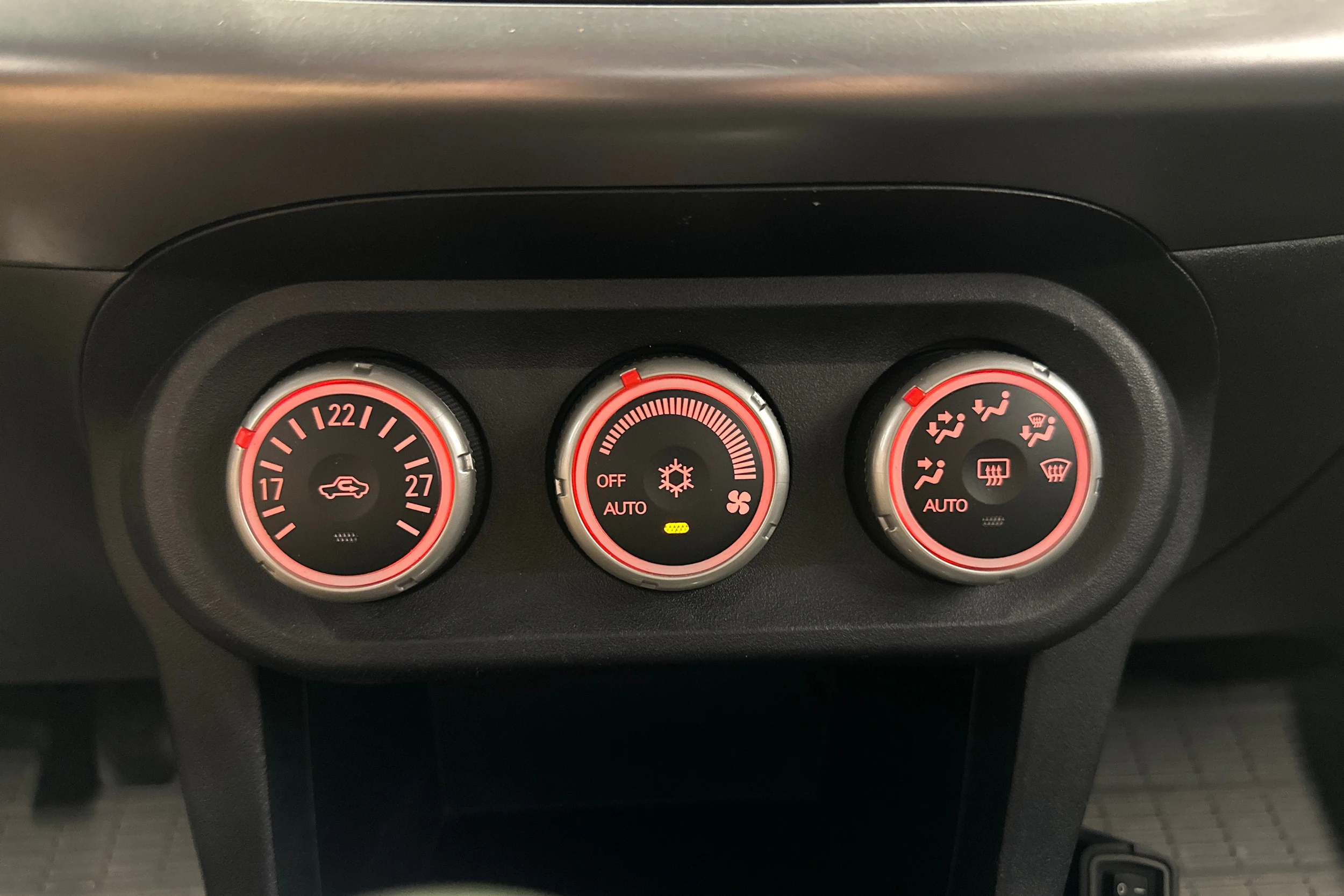 punainen Mitsubishi Lancer 2008 kuva 15.