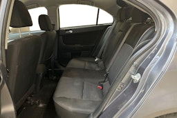 harmaa Mitsubishi Lancer 2011 kuva 8.