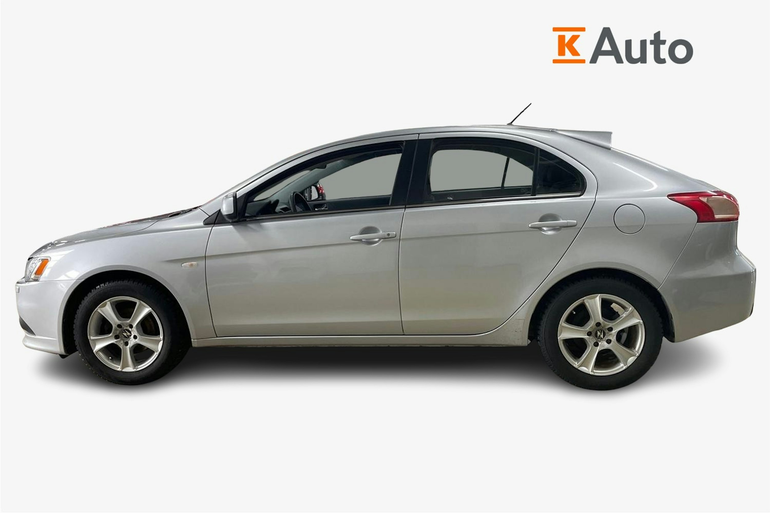 Harmaa Mitsubishi LANCER 2012 kuva 6.