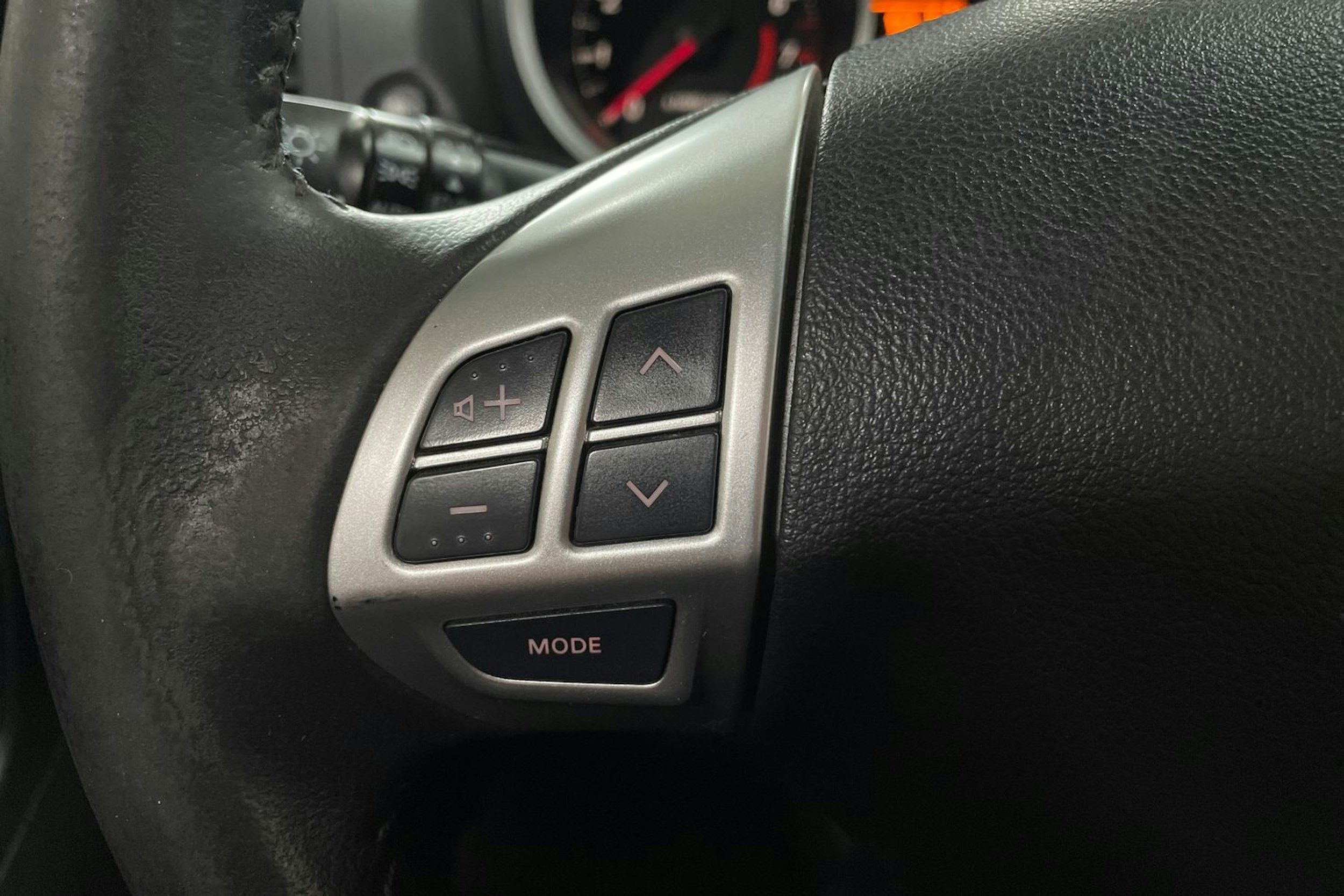 Harmaa Mitsubishi LANCER 2012 kuva 14.