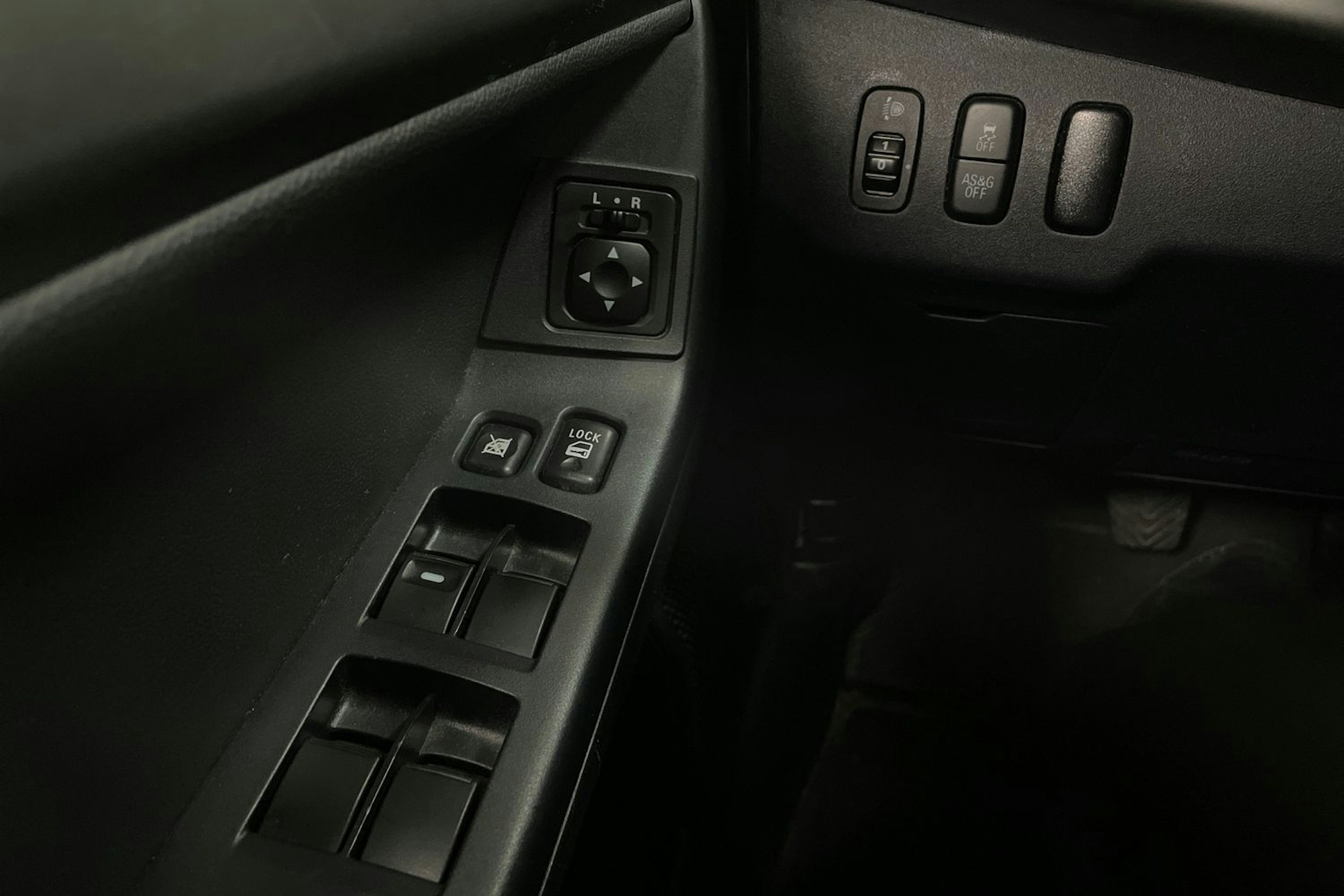 Harmaa Mitsubishi LANCER 2012 kuva 18.