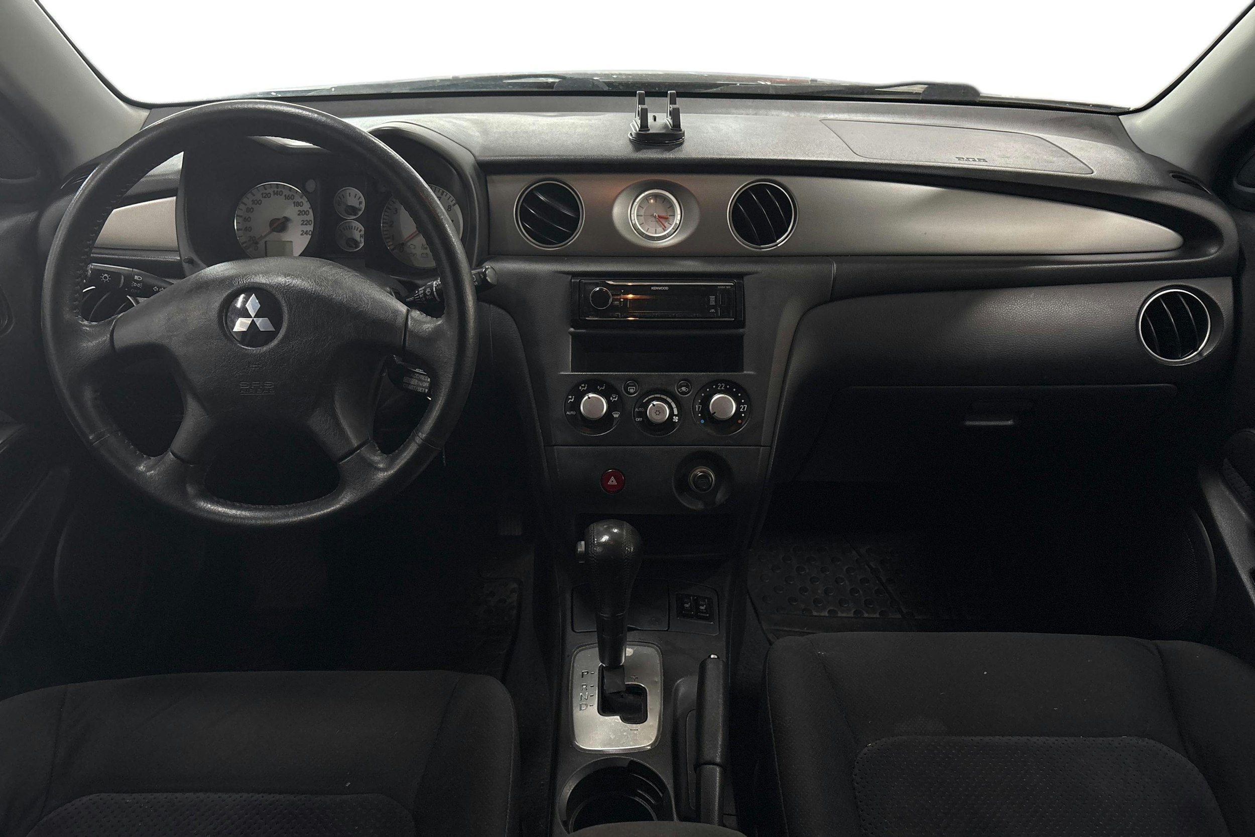 Musta Mitsubishi Outlander 2006 kuva 9.