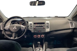 Musta Mitsubishi Outlander 2009 kuva 9.