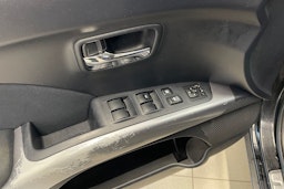 Musta Mitsubishi Outlander 2009 kuva 19.