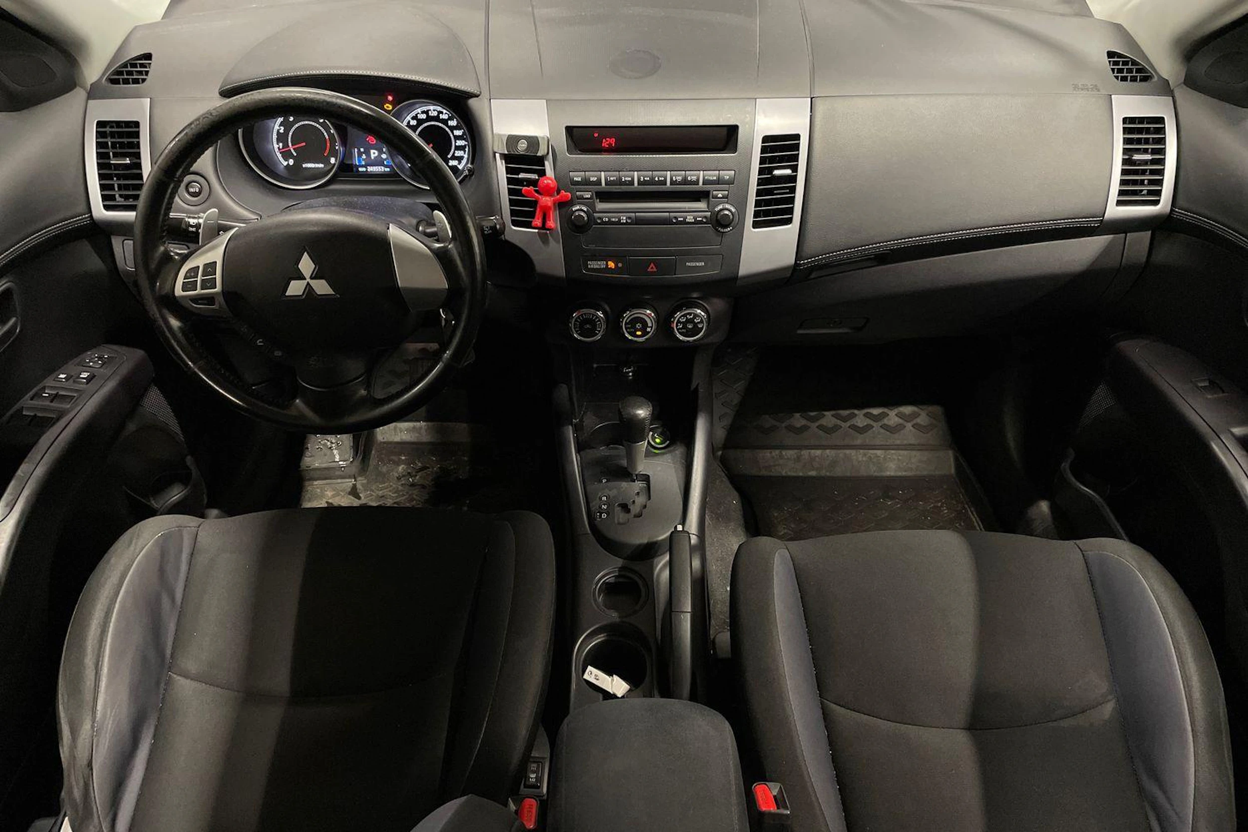 met. harmaa Mitsubishi Outlander 2010 kuva 7.