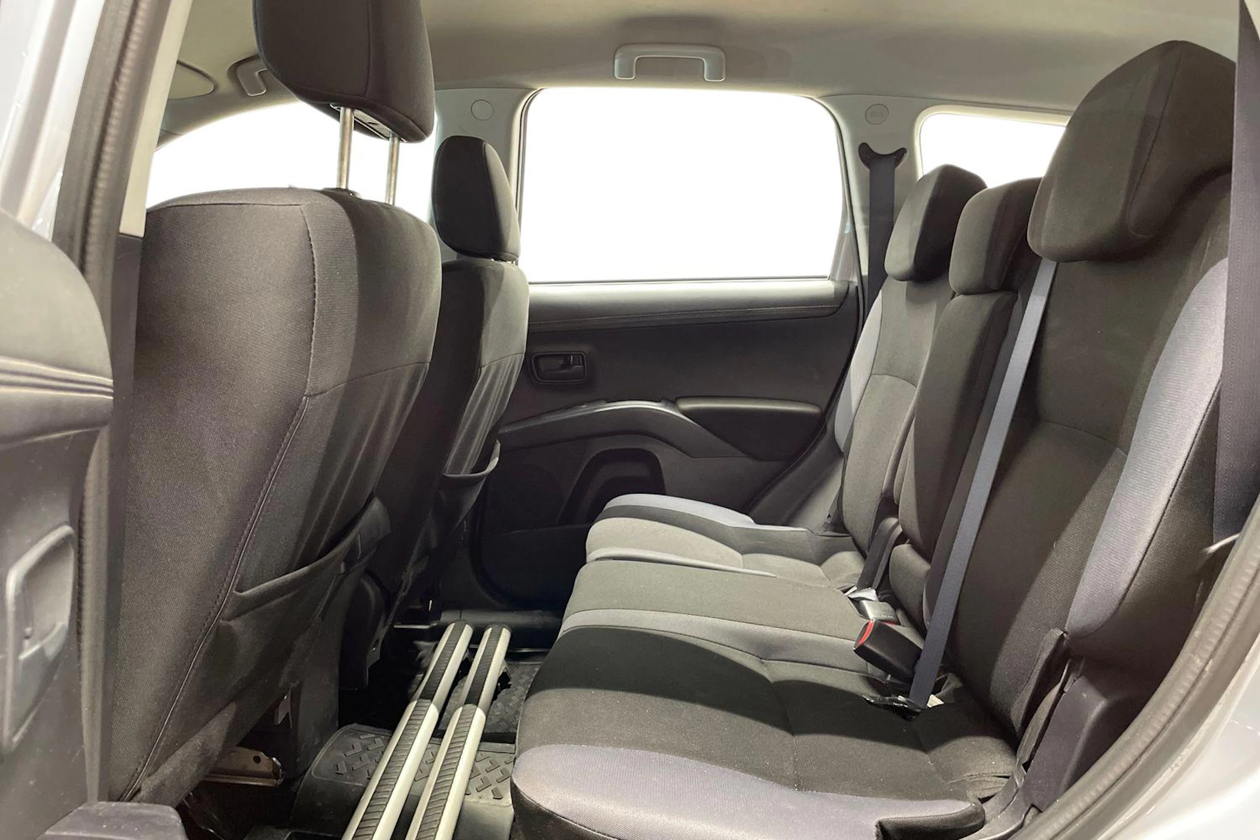 met. harmaa Mitsubishi Outlander 2010 kuva 8.