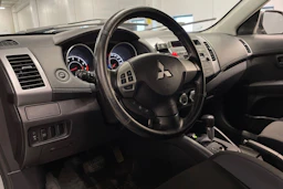met. harmaa Mitsubishi Outlander 2010 kuva 17.