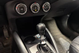 Harmaa Mitsubishi Outlander 2011 kuva 18.