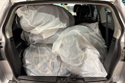 Harmaa Mitsubishi Outlander 2011 kuva 21.