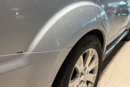 Harmaa Mitsubishi Outlander 2011 kuva 30.