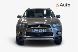 Ruskea (beige) Mitsubishi Outlander 2012 kuva 5.