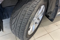 Ruskea (beige) Mitsubishi Outlander 2012 kuva 13.