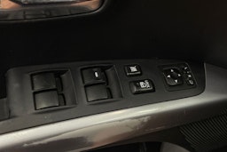 Ruskea (beige) Mitsubishi Outlander 2012 kuva 14.