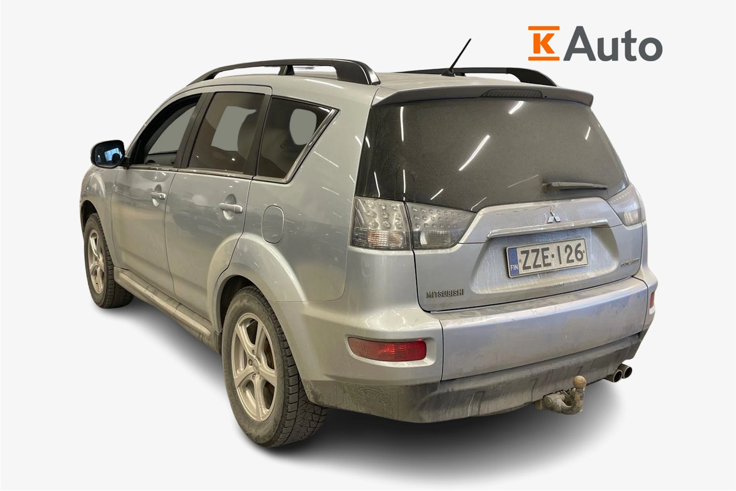 Harmaa Mitsubishi Outlander 2012 kuva 2.