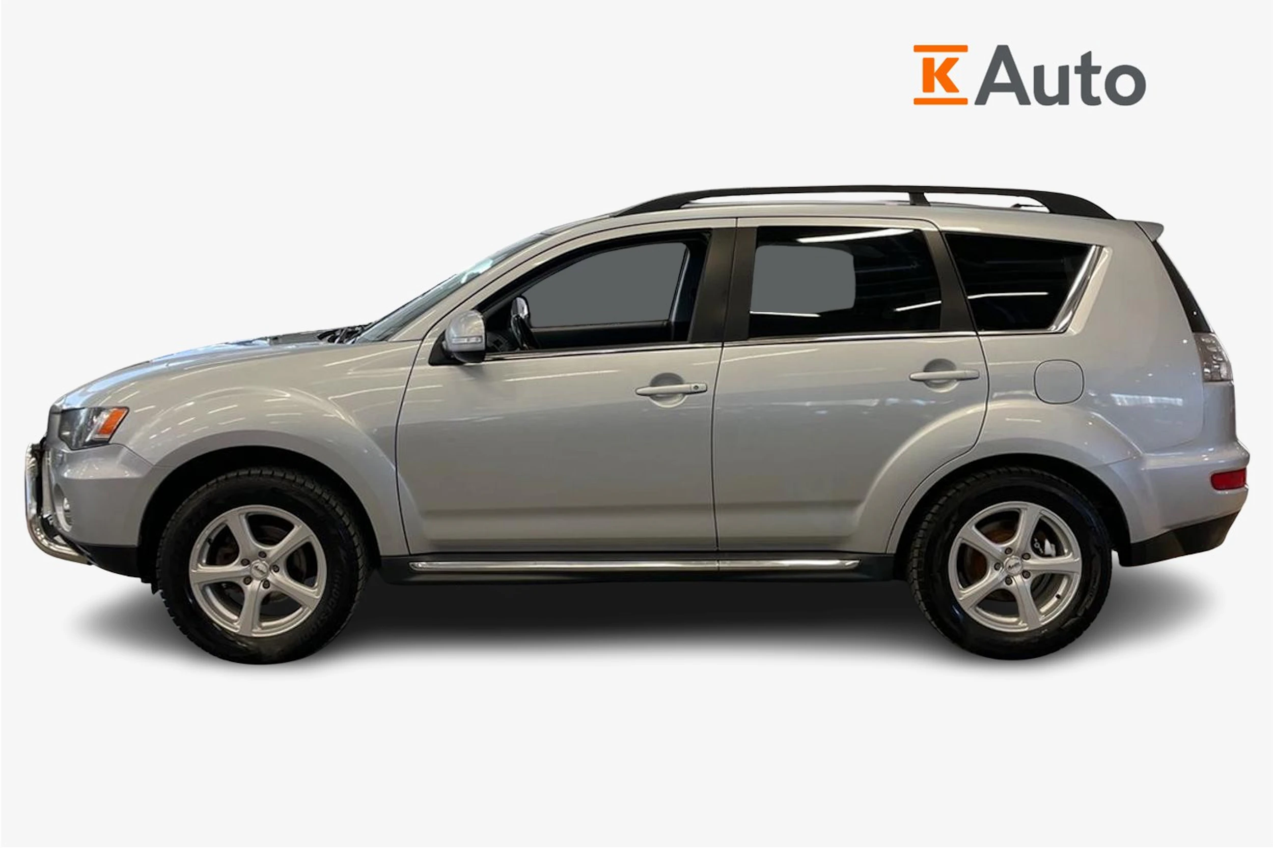 Harmaa Mitsubishi Outlander 2011 kuva 5.