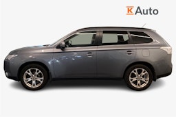 Harmaa Mitsubishi Outlander 2013 kuva 5.