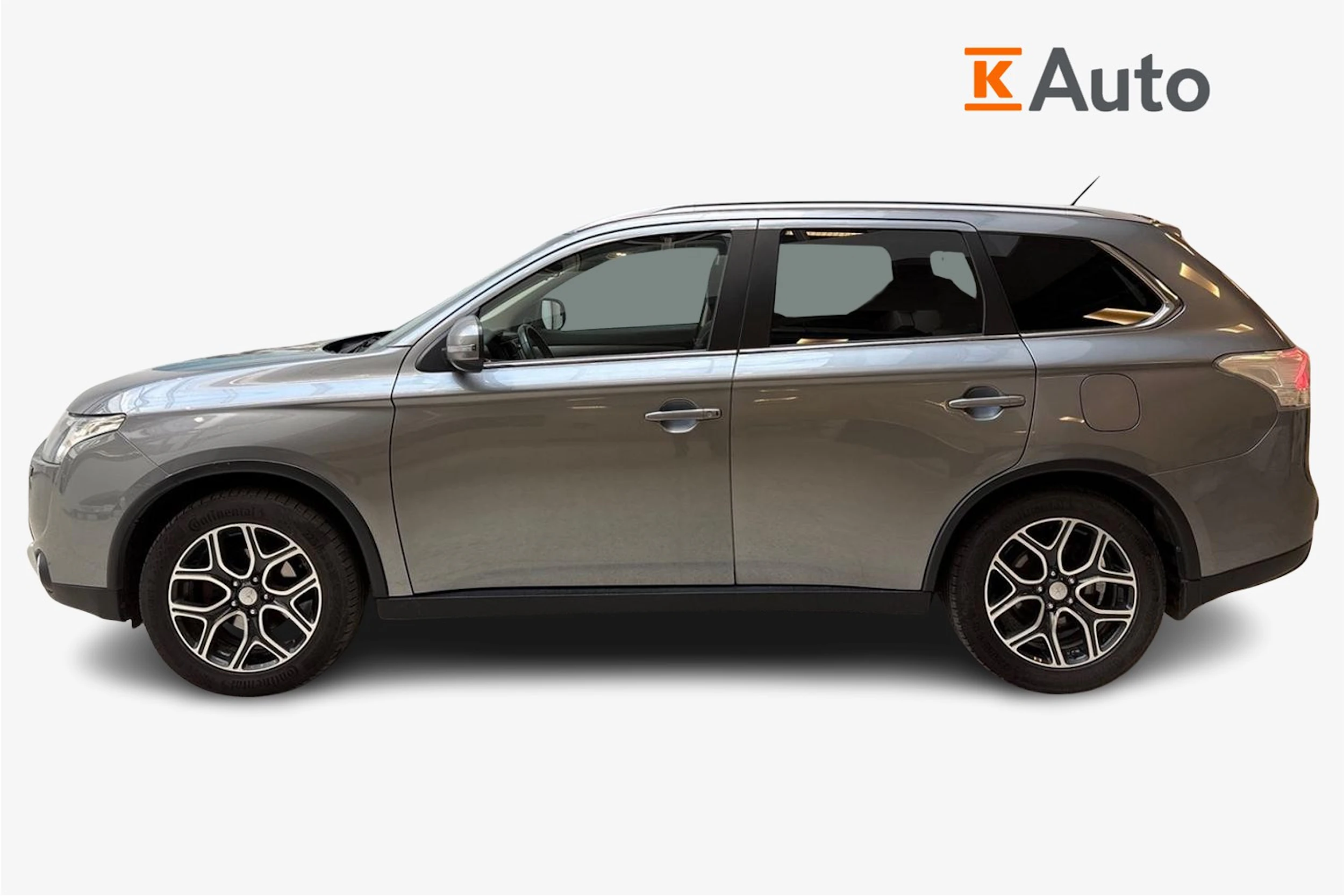 Harmaa Mitsubishi Outlander 2014 kuva 5.