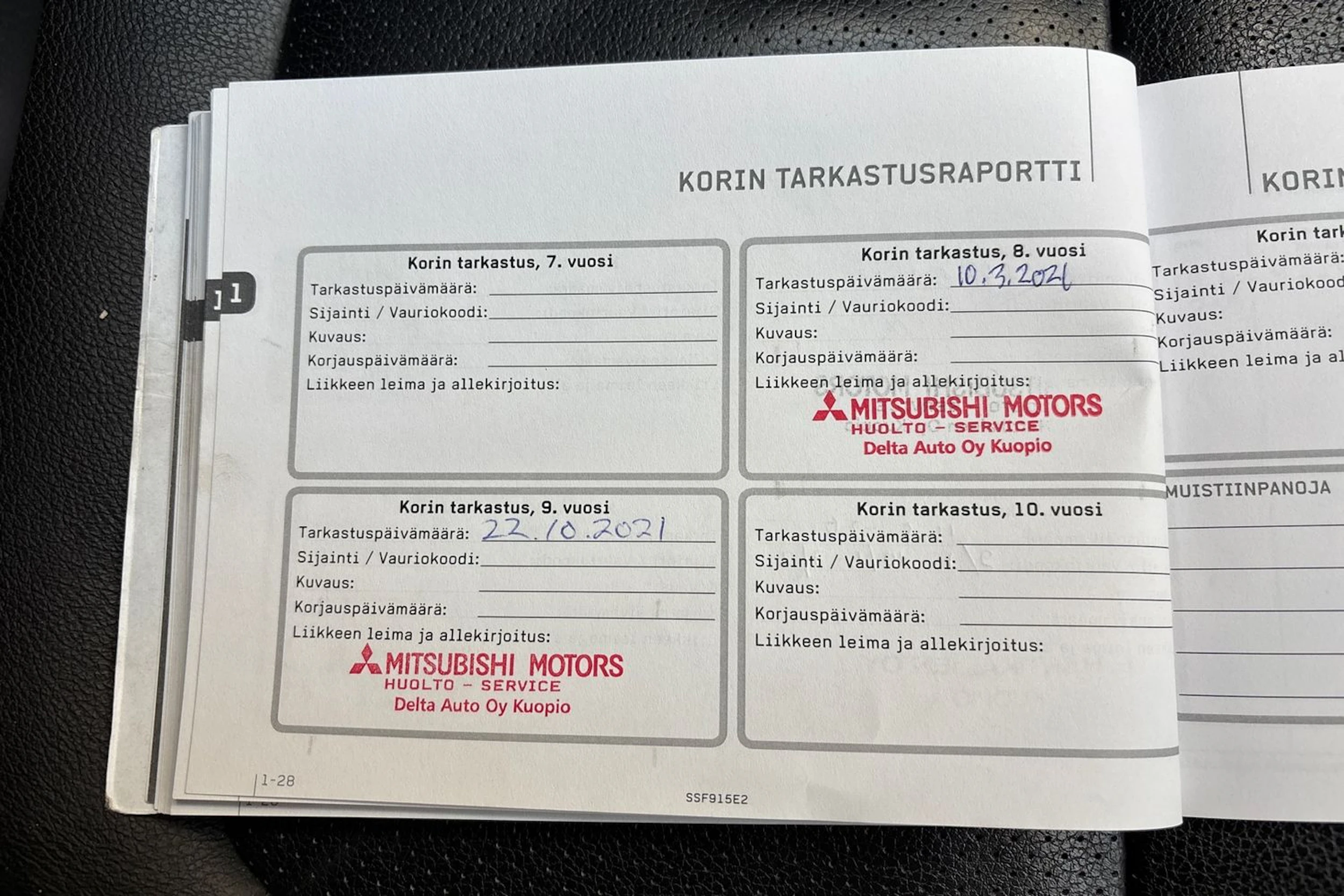 Harmaa Mitsubishi Outlander 2014 kuva 29.
