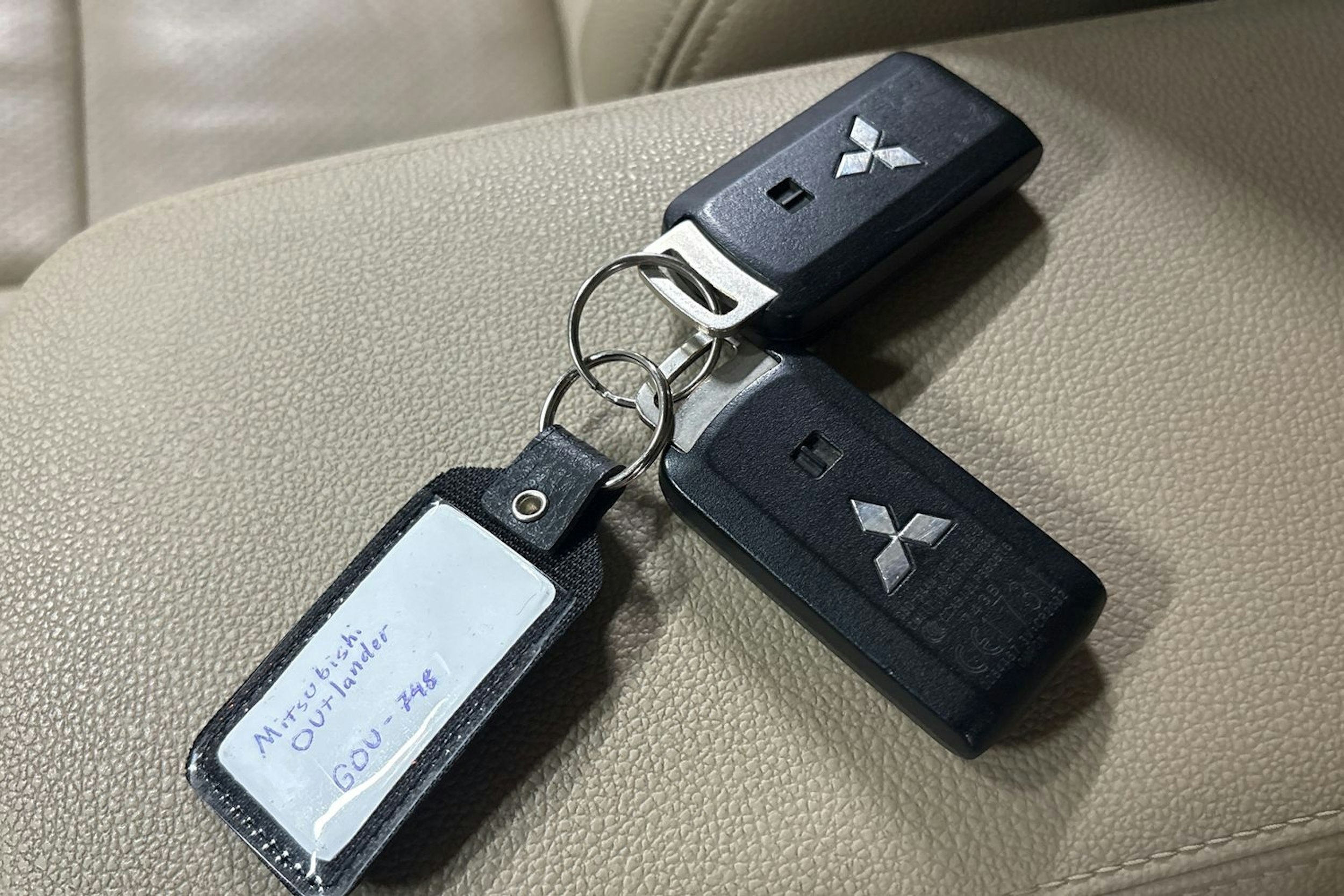 Valkoinen Mitsubishi Outlander 2014 kuva 29.