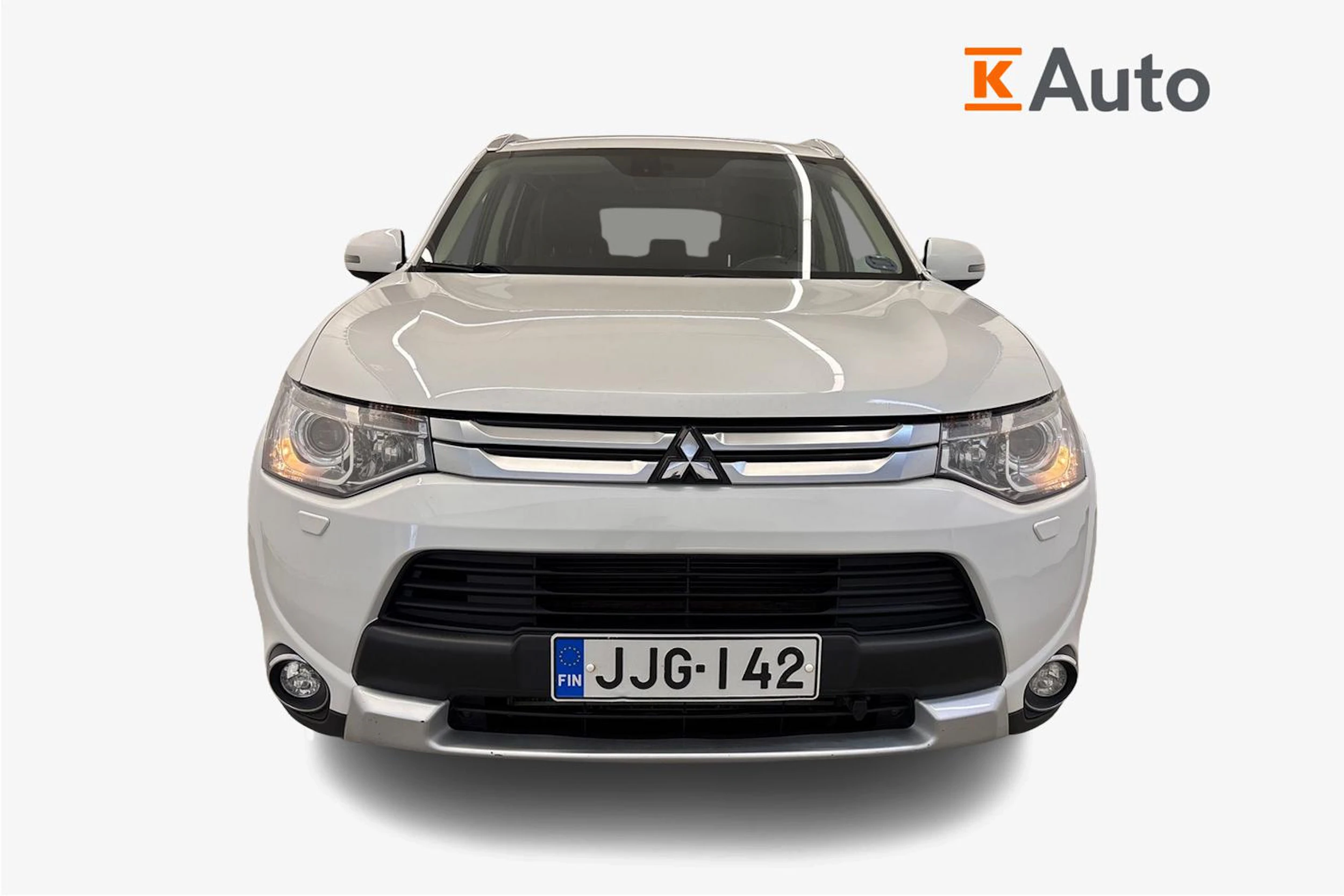 valkoinen Mitsubishi Outlander 2014 kuva 5.