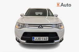 valkoinen Mitsubishi Outlander 2014 kuva 5.