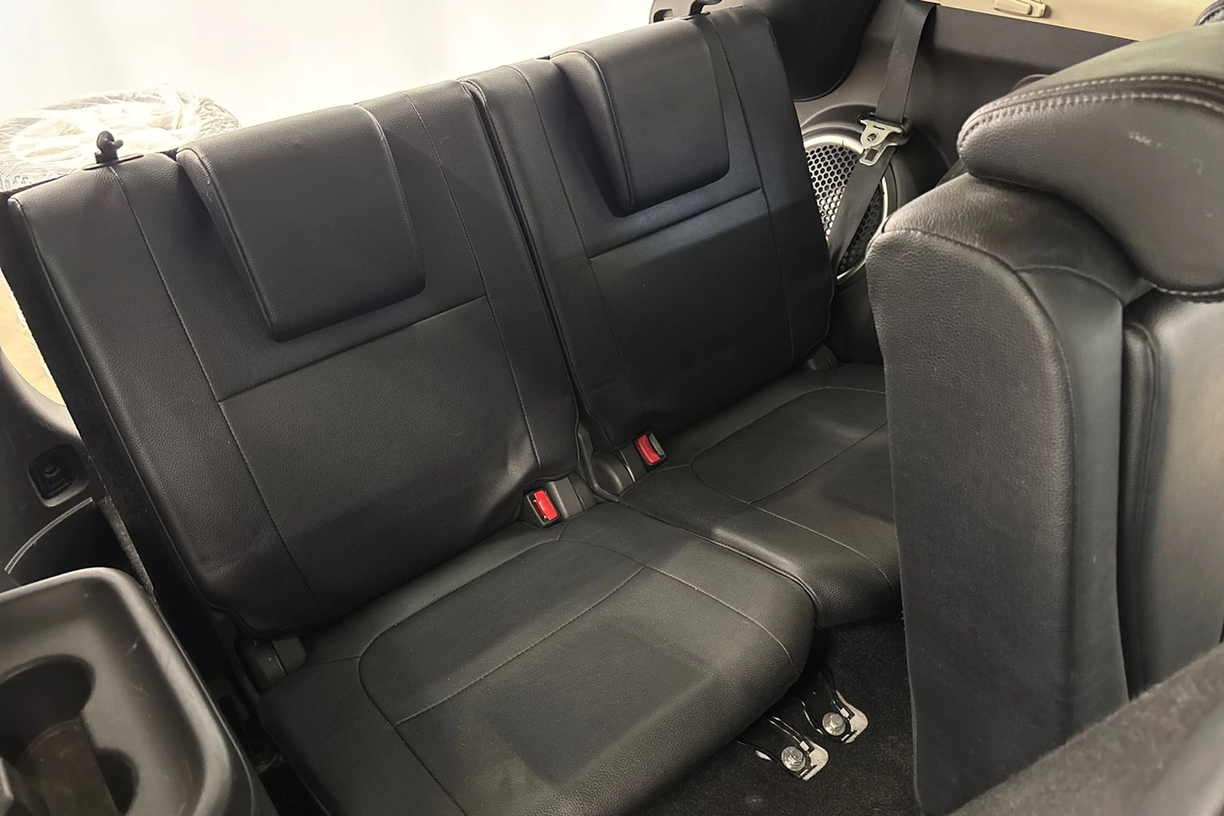 valkoinen Mitsubishi Outlander 2014 kuva 18.