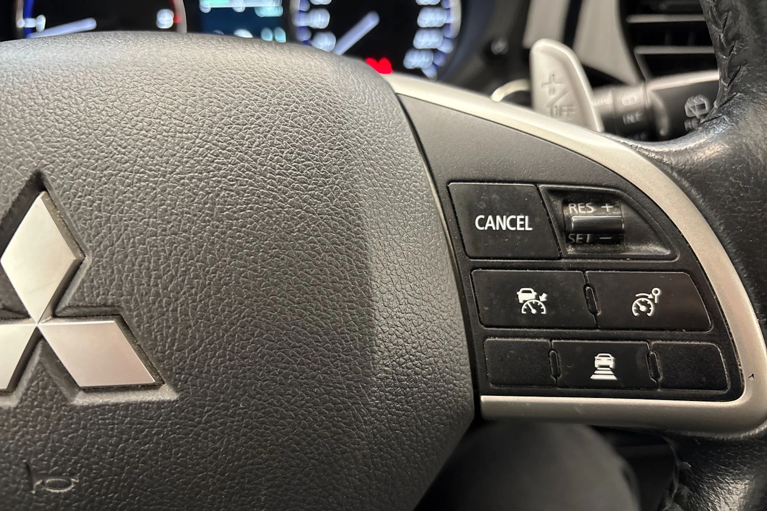 valkoinen Mitsubishi Outlander 2014 kuva 24.