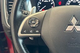 Punainen Mitsubishi Outlander 2014 kuva 12.