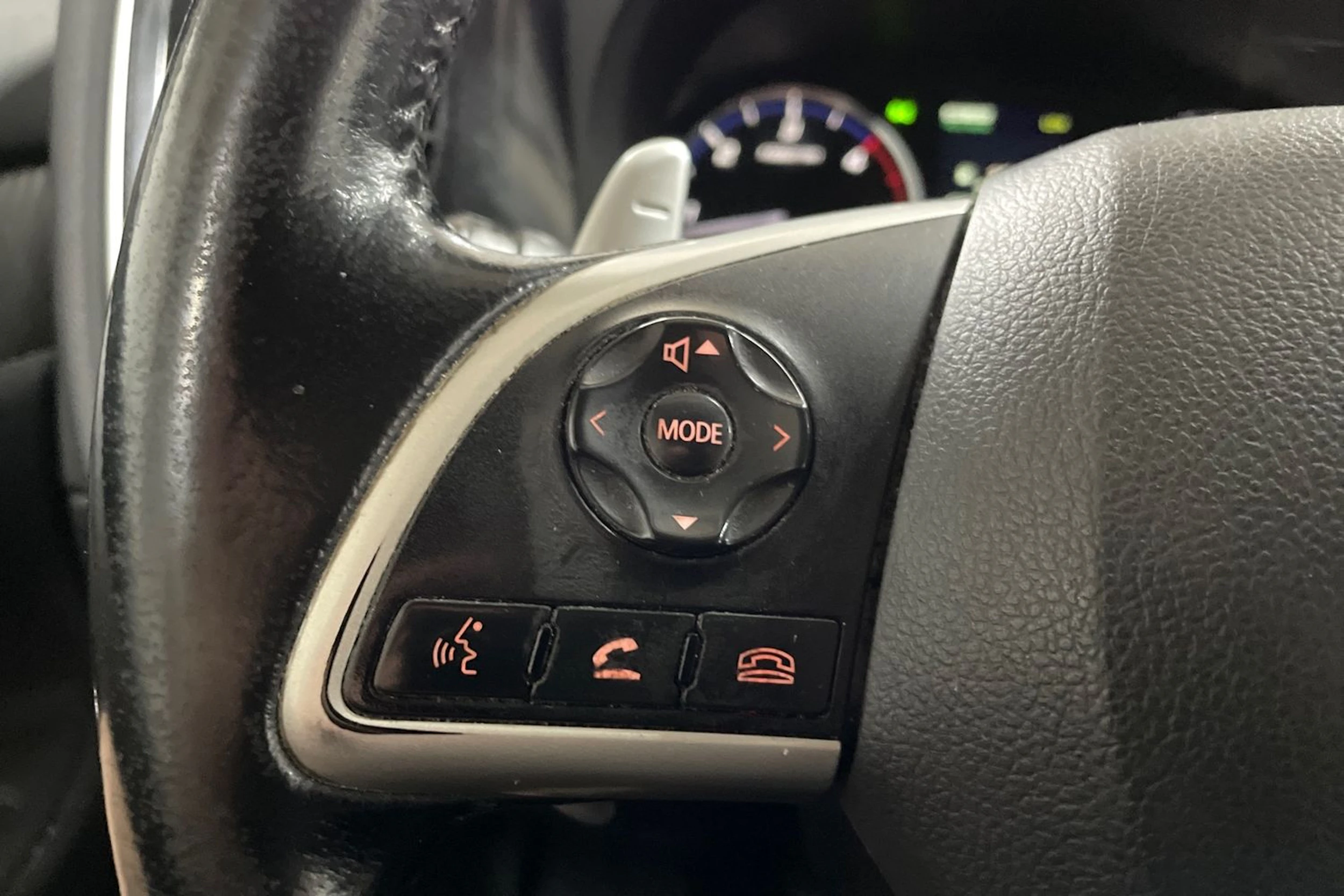Musta Mitsubishi Outlander 2014 kuva 13.