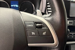 Musta Mitsubishi Outlander 2015 kuva 16.