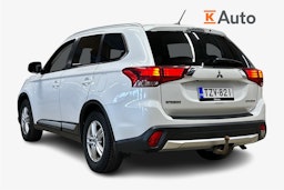 valkoinen Mitsubishi Outlander 2016 kuva 2.