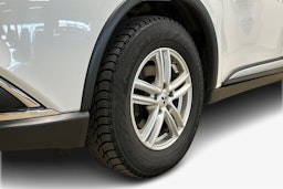 valkoinen Mitsubishi Outlander 2016 kuva 11.