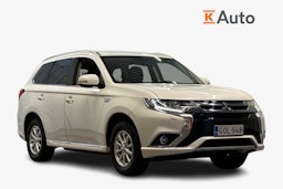 valkoinen Mitsubishi Outlander PHEV 2016 kuva 1.