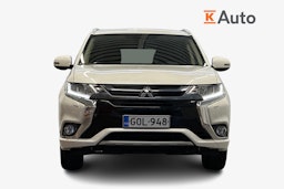 valkoinen Mitsubishi Outlander PHEV 2016 kuva 4.