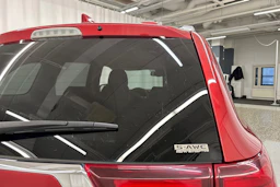 Punainen Mitsubishi Outlander 2018 kuva 34.