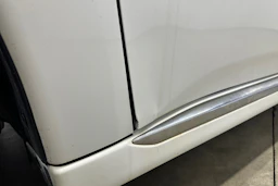valkoinen Mitsubishi Outlander 2018 kuva 27.